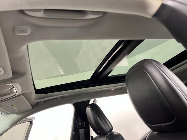 Used 2022 Jeep Cherokee Limited AWD/4WD image 37