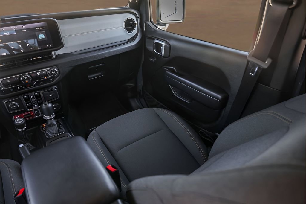 Used 2025 Jeep Wrangler Unlimited Sport S 4xe image 26