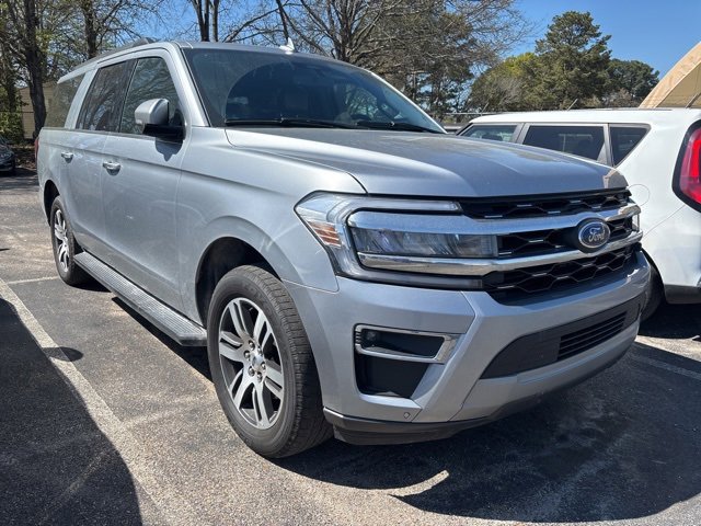 Used 2024 Ford Expedition Max Limited image 3