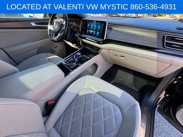 Used 2024 Volkswagen Atlas SEL Premium R-Line AWD/4WD image 27