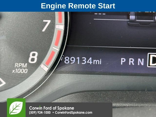 Used 2021 Nissan Titan PRO-4X w/ Pro-4x Convenience Package AWD/4WD image 4