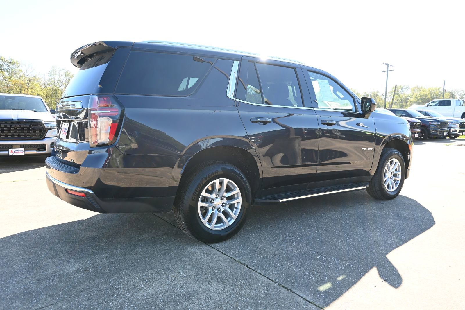 Used 2023 Chevrolet Tahoe LT image 4