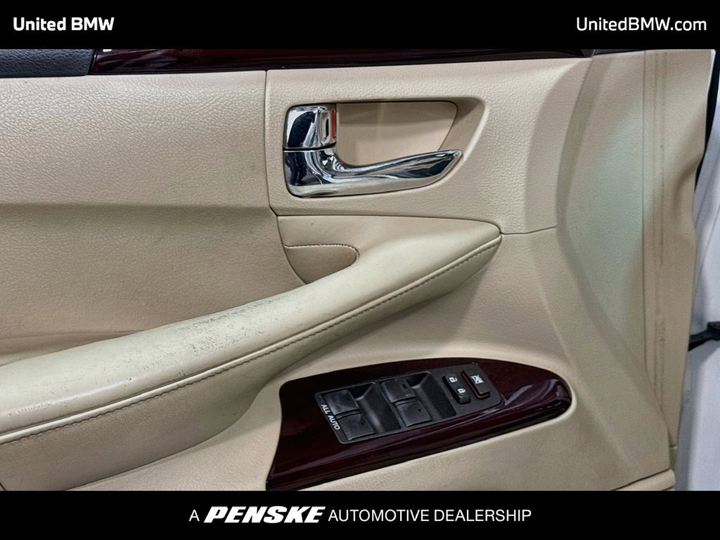 Used 2015 Lexus LX 570 4WD image 10