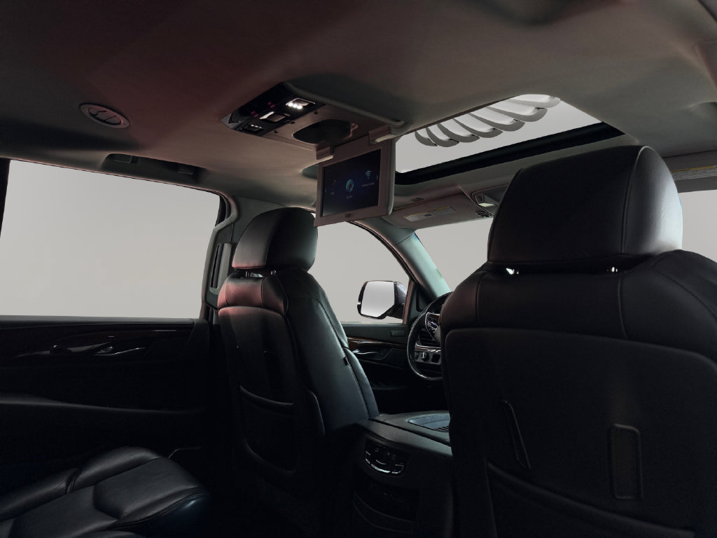 Used 2018 Cadillac Escalade Premium Luxury RWD image 29
