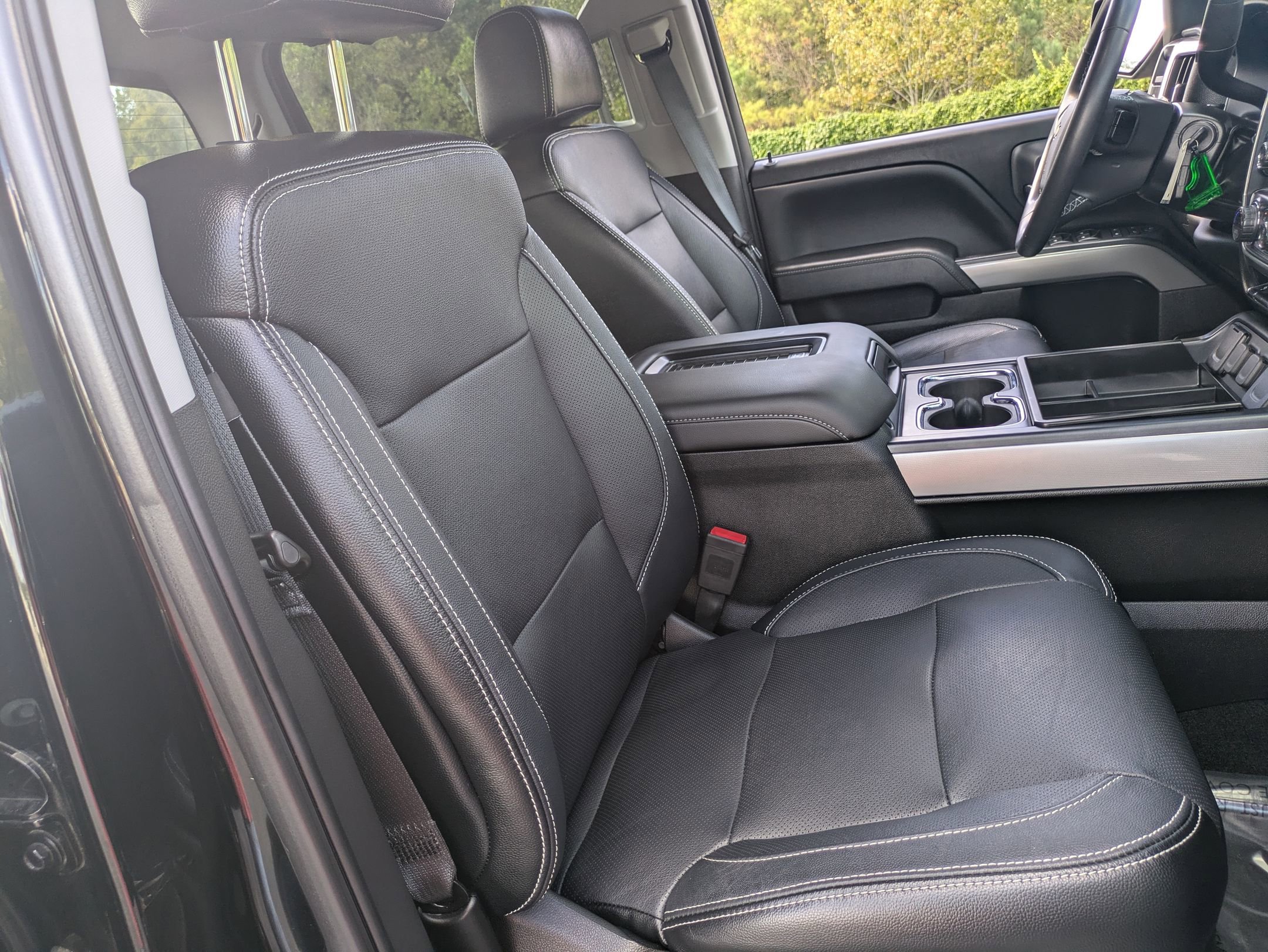 Used 2018 Chevrolet Silverado 1500 LT w/ All Star Edition image 27