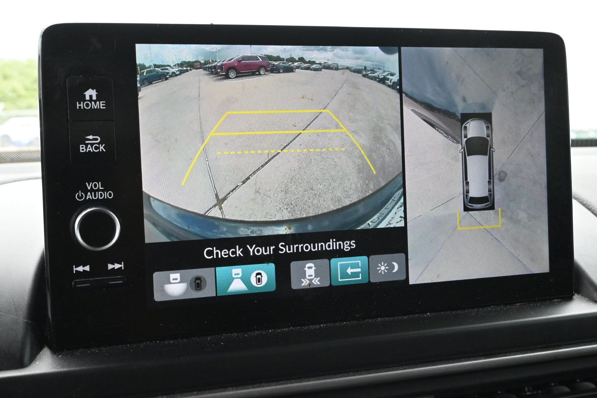 Used 2024 Honda Pilot Elite image 12