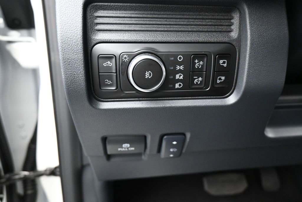 Used 2026 Ford F250 Platinum AWD/4WD image 16