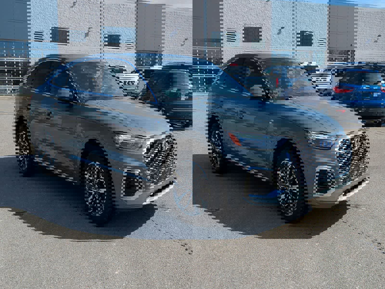 Used 2024 Audi Q5 2.0T Premium Plus image 2