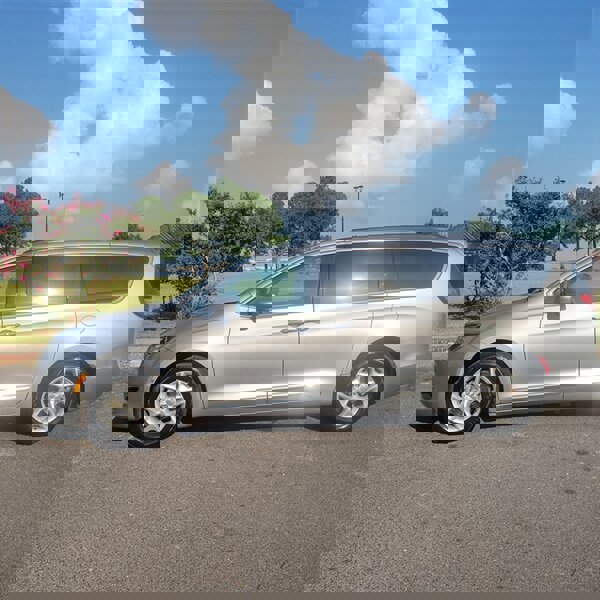 Used 2017 Chrysler Pacifica Touring-L w/ Tire & Wheel Group