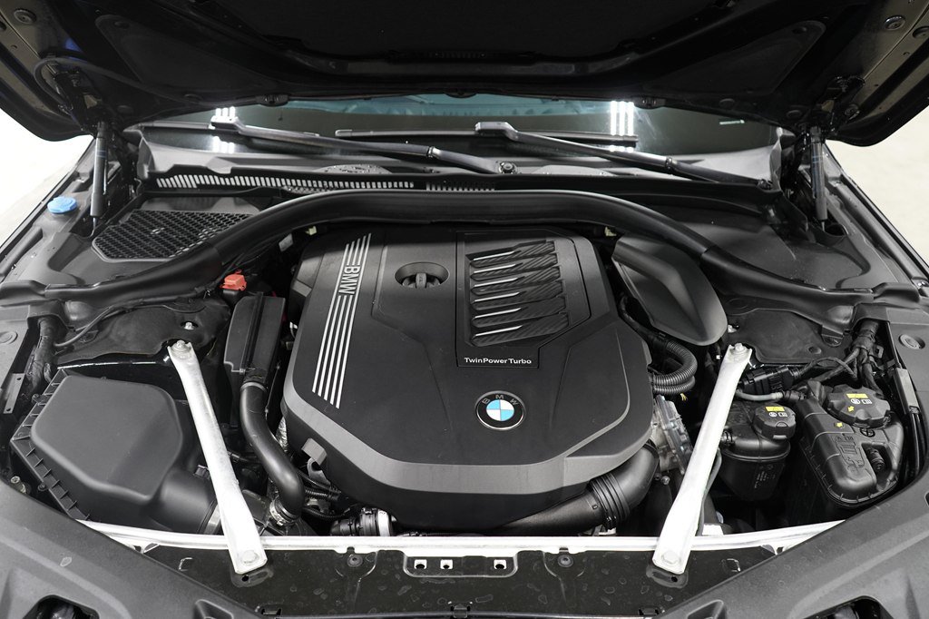 Used 2020 BMW 840i Convertible w/ M Sport Package RWD image 20