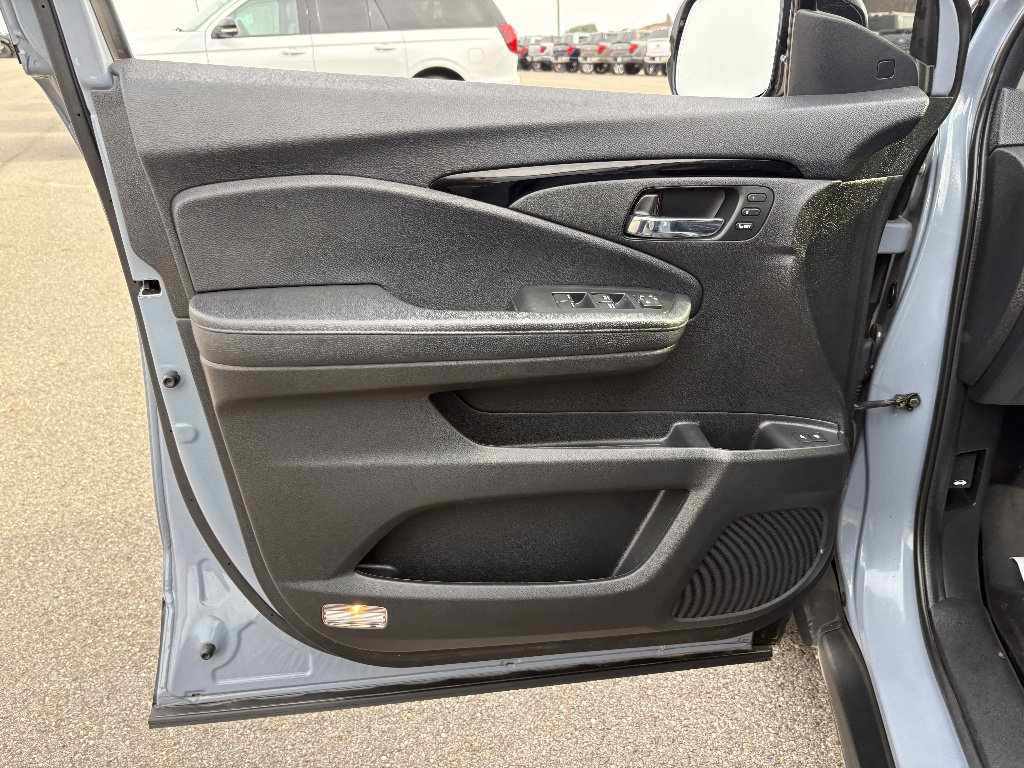 Used 2022 Honda Pilot Elite image 30