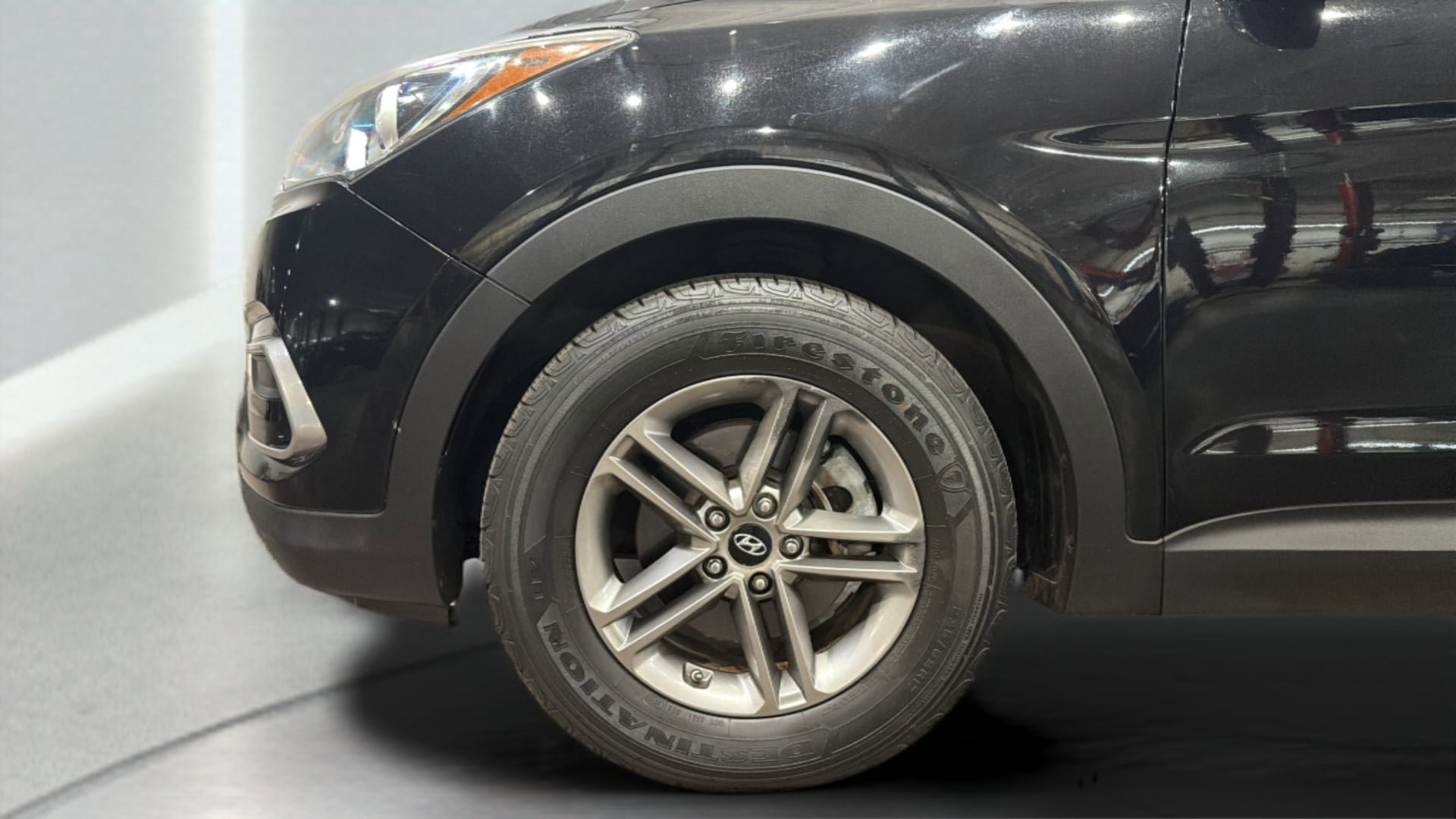 Used 2017 Hyundai Santa Fe Sport w/ Cargo Package FWD image 36