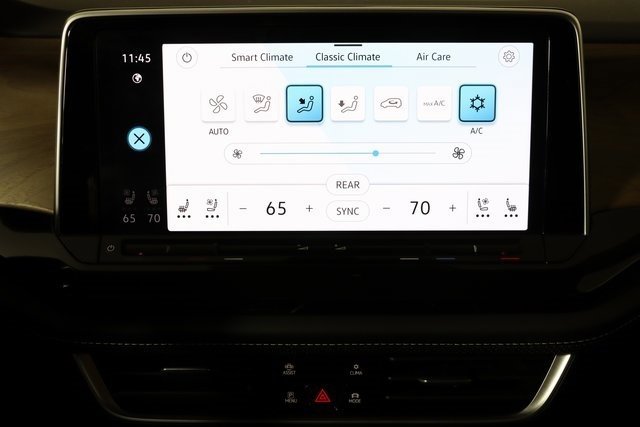 Used 2025 Volkswagen Atlas SE image 41