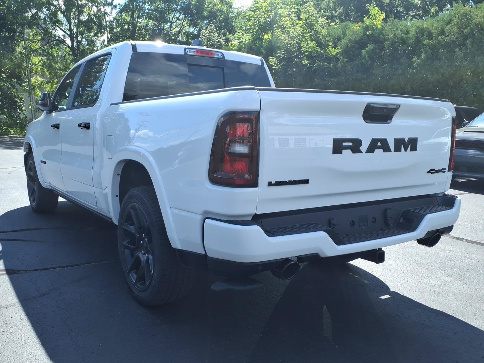 New 2027 RAM 1500 Laramie w/ Night Edition AWD/4WD image 6