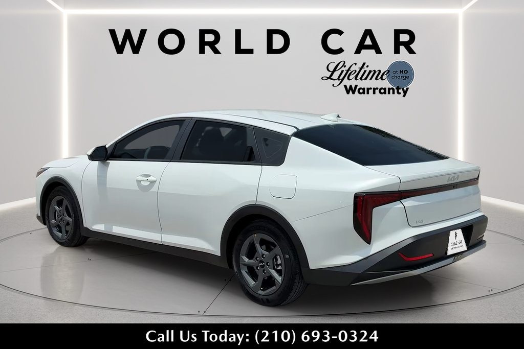 Used 2025 Kia K4 FWD image 5