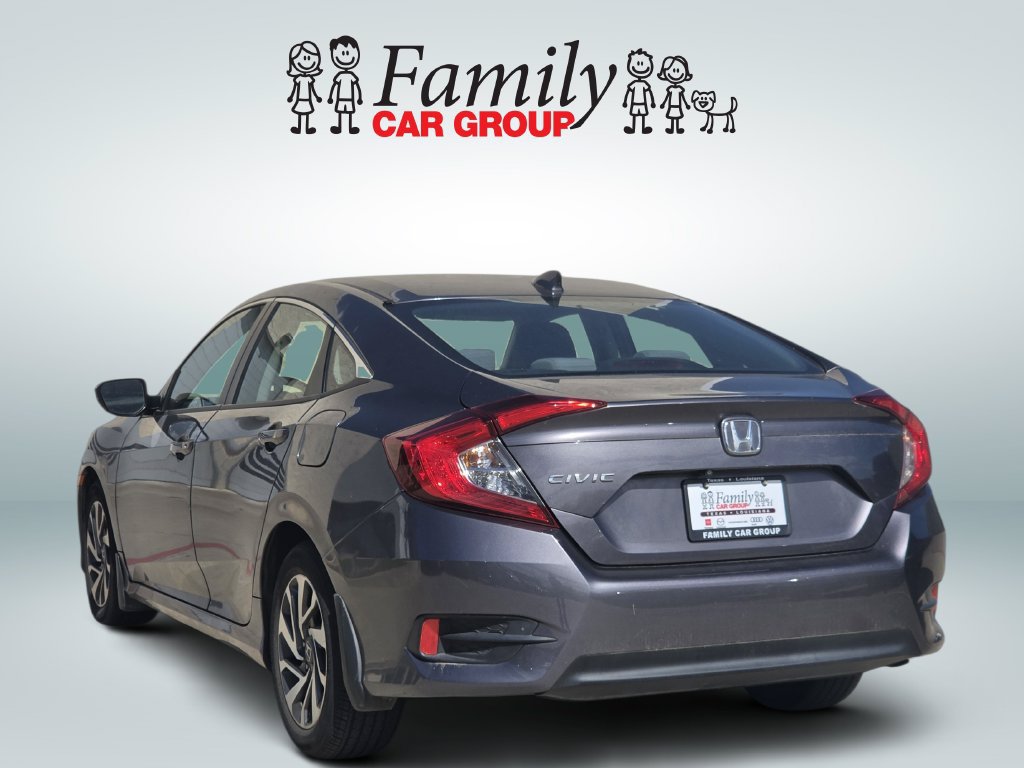 Used 2018 Honda Civic EX image 3