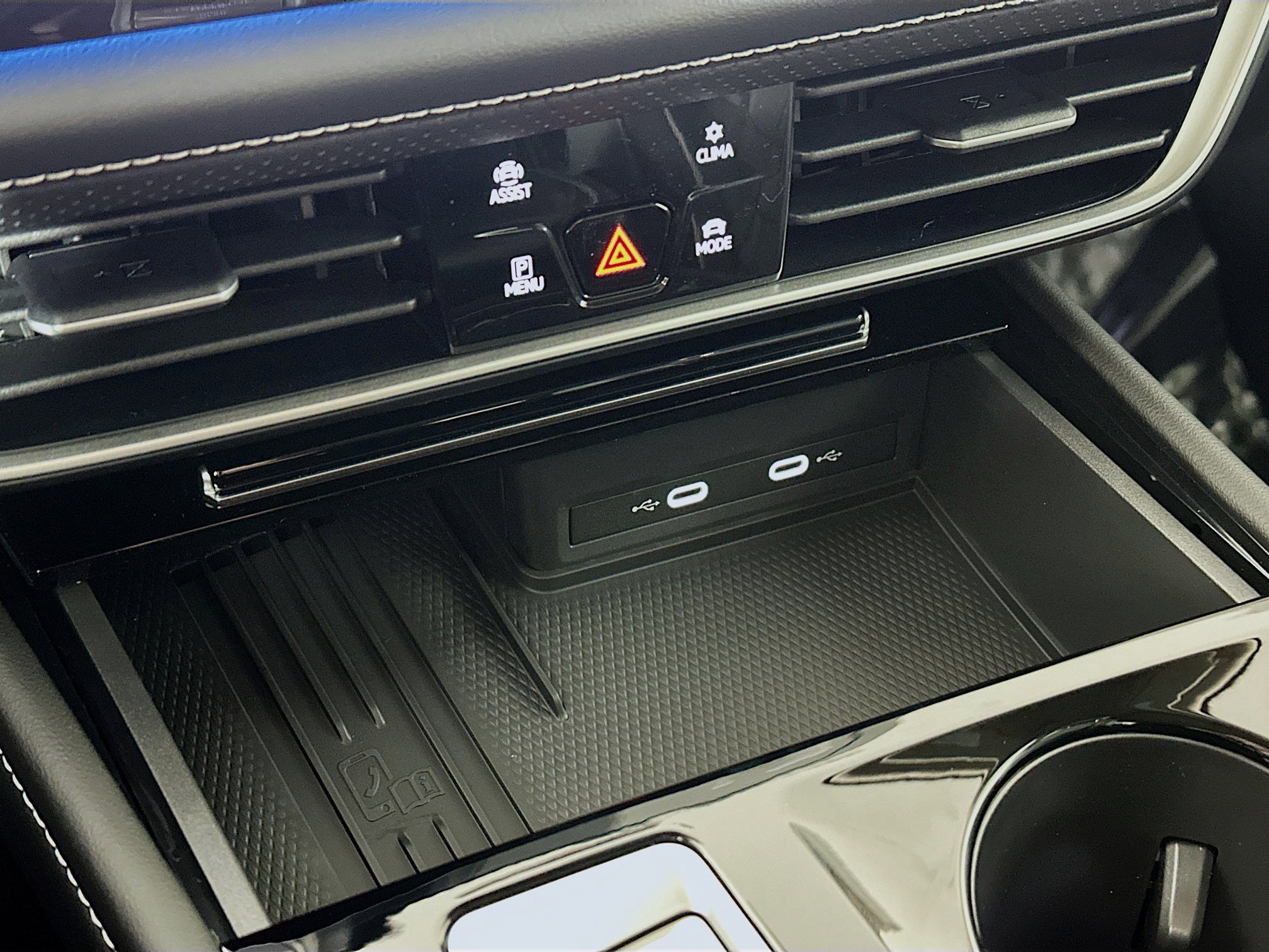 New 2026 Volkswagen Atlas SEL Premium R-Line image 16