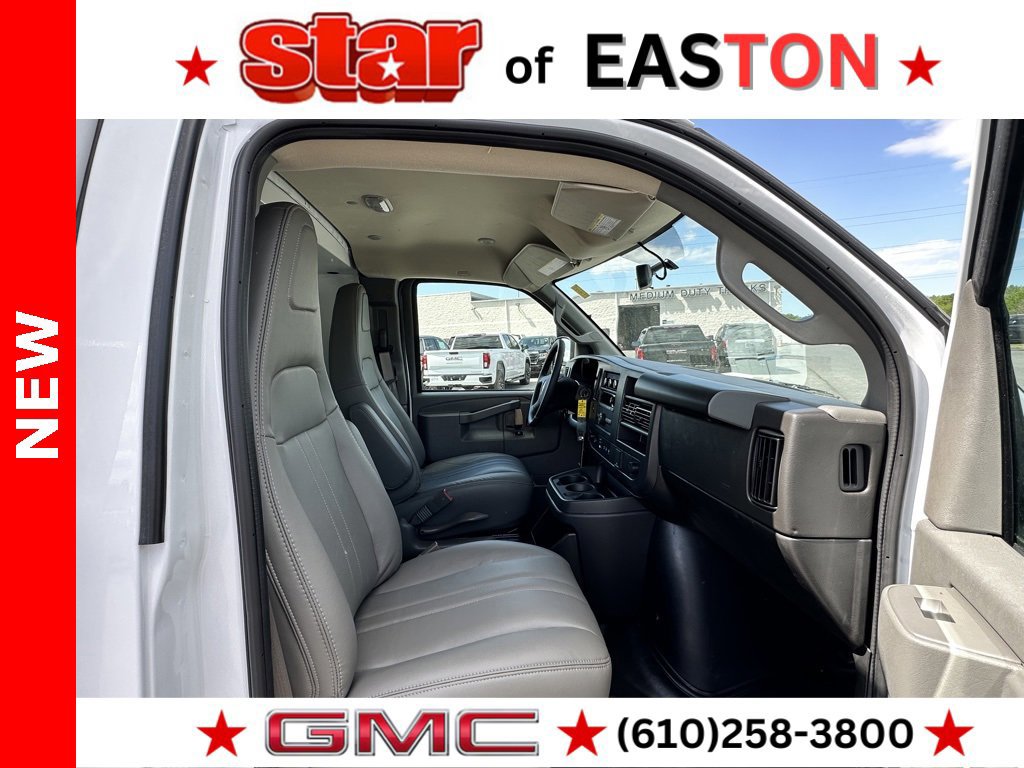 New 2025 GMC Savana 3500 w/ Power Convenience Package image 9