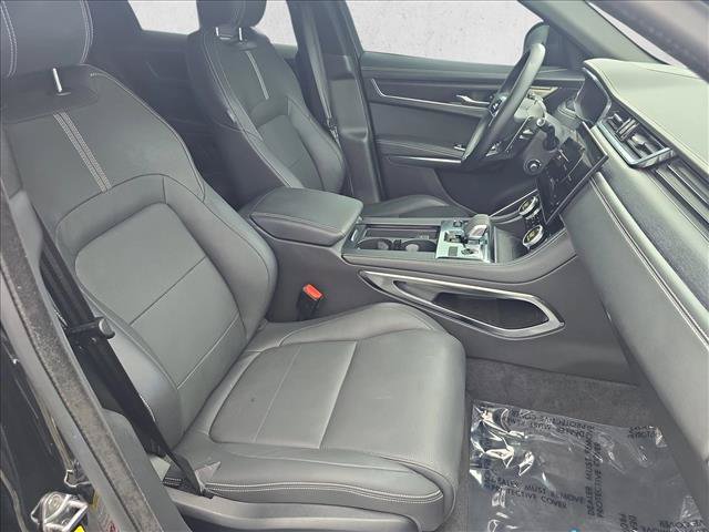 Used 2024 Jaguar F-PACE R-Dynamic S AWD/4WD image 10