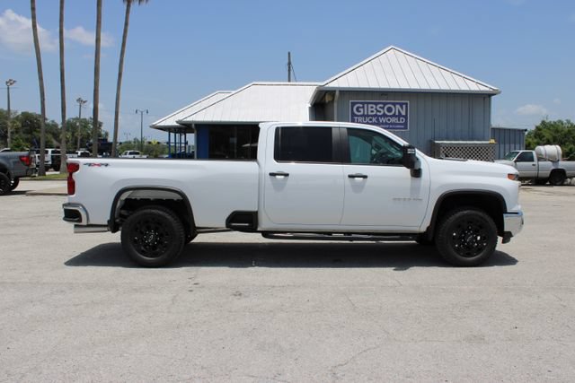 Used 2025 Chevrolet Silverado 2500 W/T w/ WT/CX Safety Package AWD/4WD image 13