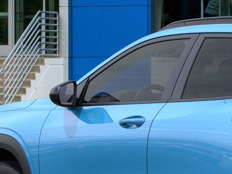 New 2026 Chevrolet Trax LT w/ Midnight Edition FWD image 12