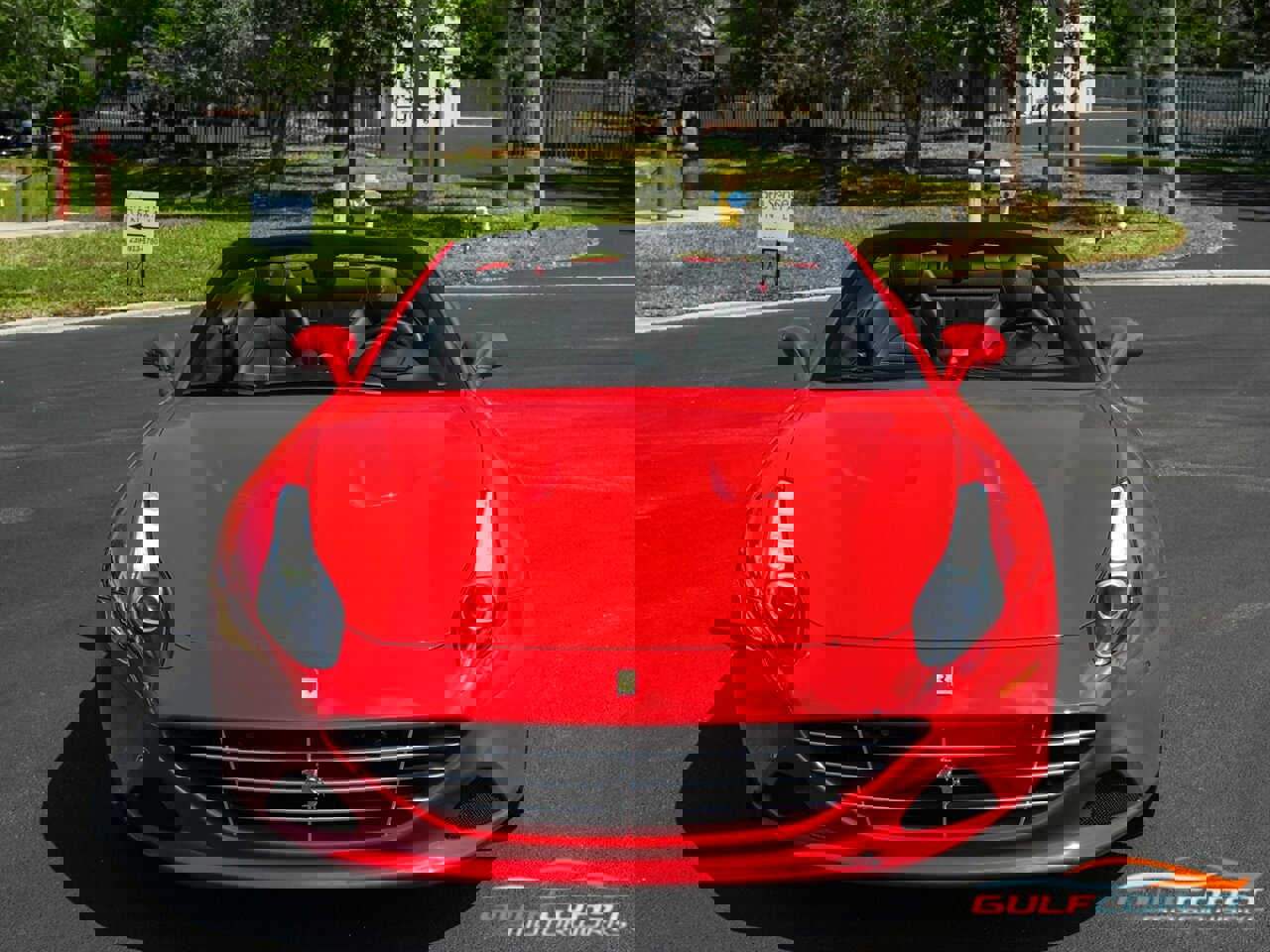 Used 2015 Ferrari California T image 6