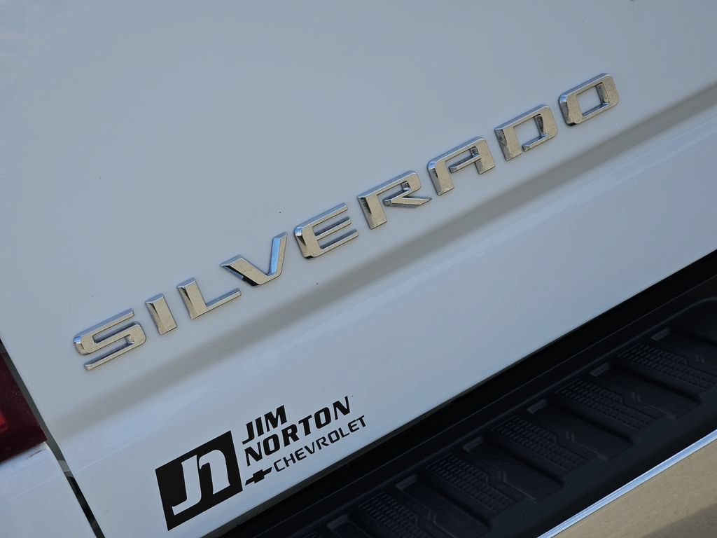 Used 2024 Chevrolet Silverado 2500 LT AWD/4WD image 11