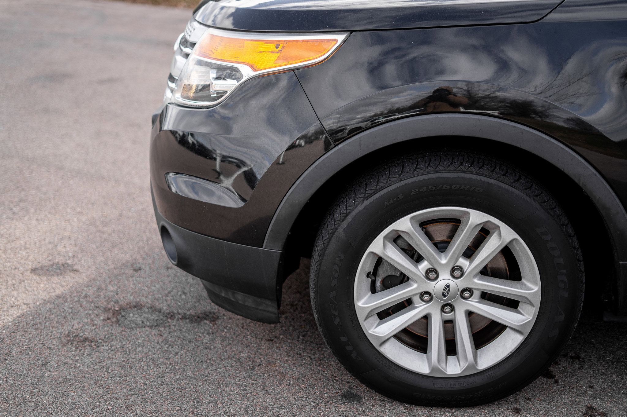 Used 2014 Ford Explorer XLT w/ Equipment Group 202A image 9