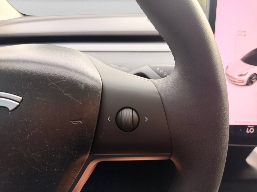 Used 2020 Tesla Model 3 Standard Range Plus RWD image 24