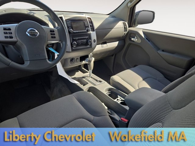Used 2015 Nissan Frontier SV AWD/4WD image 22