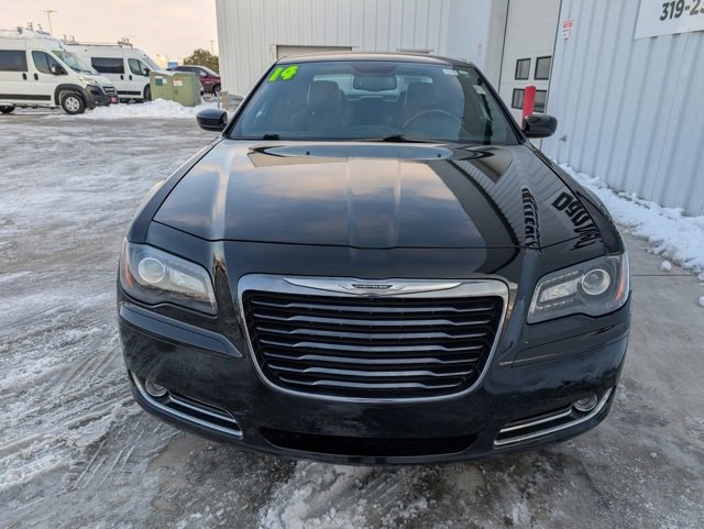 Used 2014 Chrysler 300 S image 36