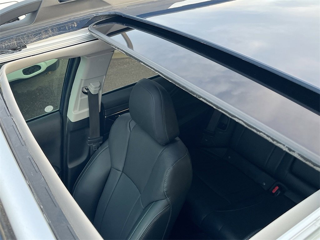 Used 2024 Subaru Outback Limited w/ Popular Package #2 image 23