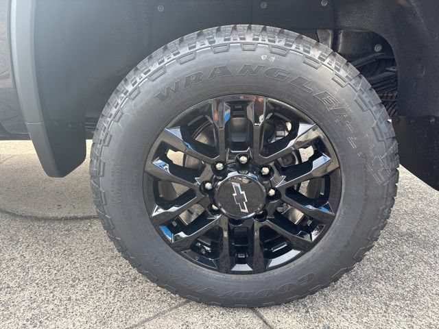 New 2026 Chevrolet Silverado 3500 High Country w/ High Country Premium Package AWD/4WD image 14