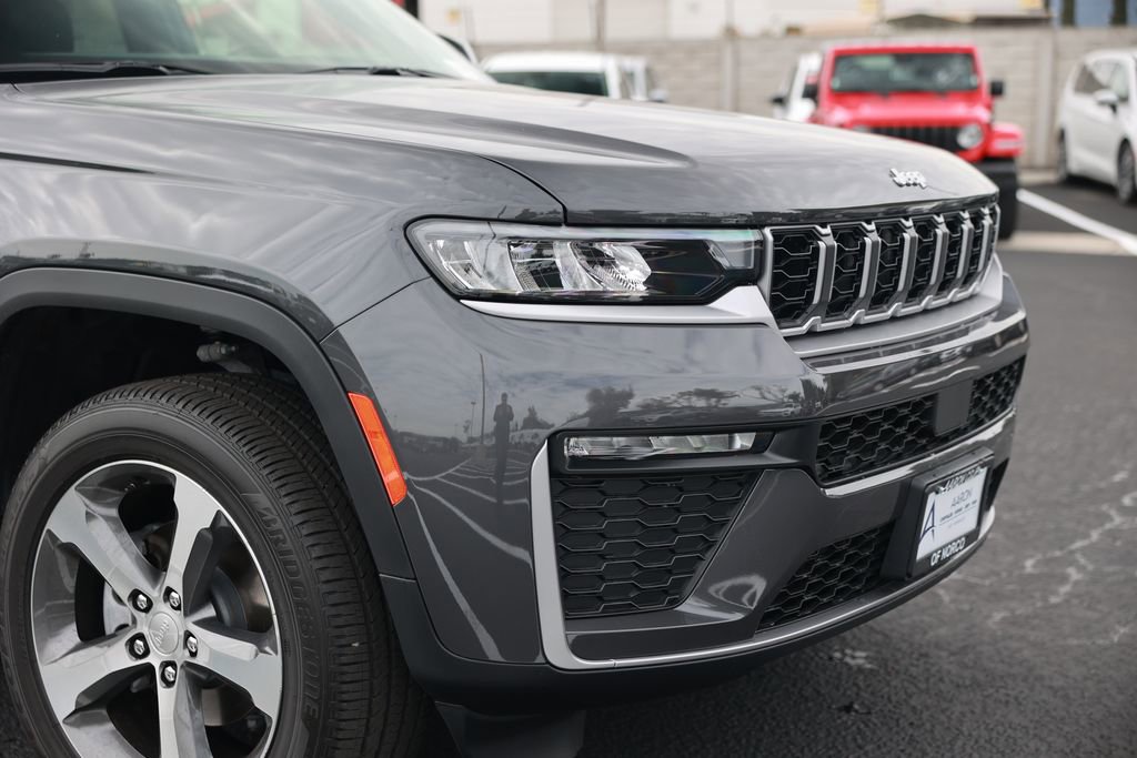 New 2026 Jeep Grand Cherokee Limited w/ MOPAR Finishing Package image 7