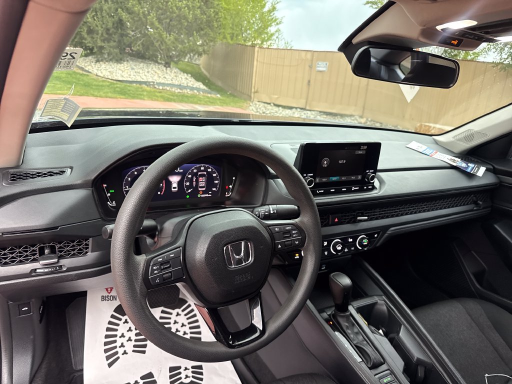 Used 2023 Honda Accord EX image 15
