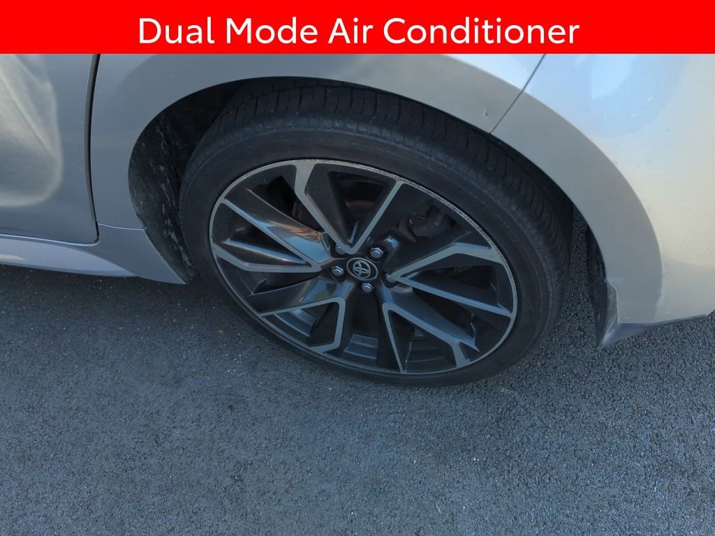 Used 2021 Toyota Corolla XSE FWD image 5