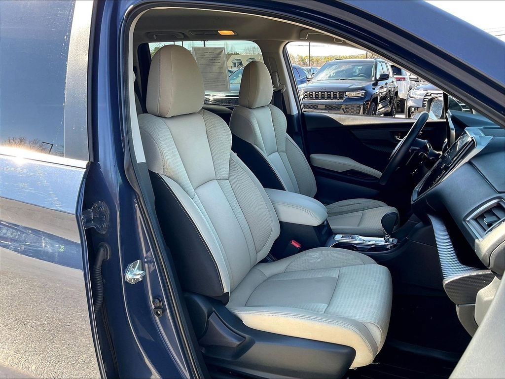 Used 2023 Subaru Ascent Premium w/ Convenience Package AWD/4WD image 10