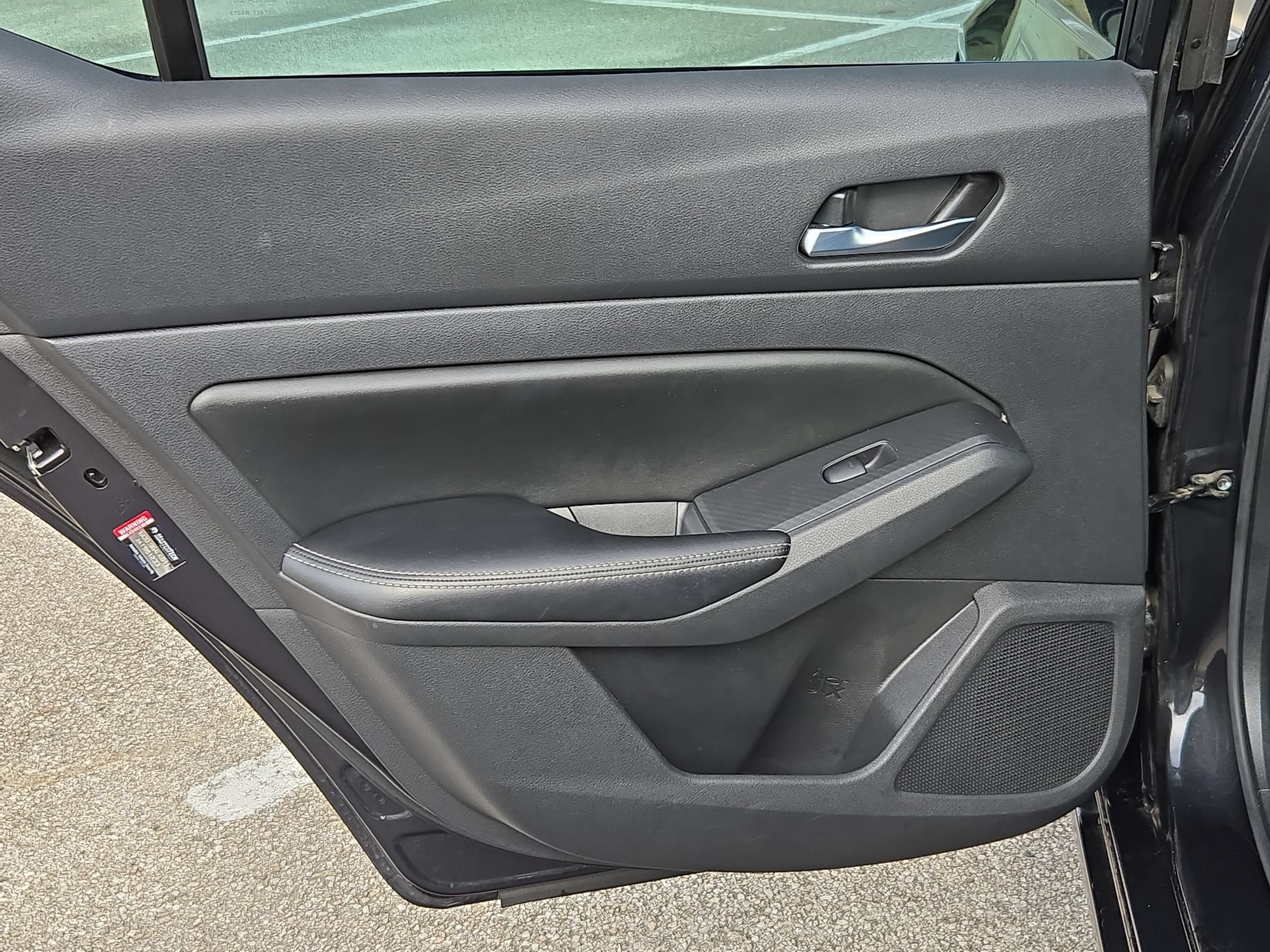 Used 2022 Nissan Altima 2.5 SV FWD image 15