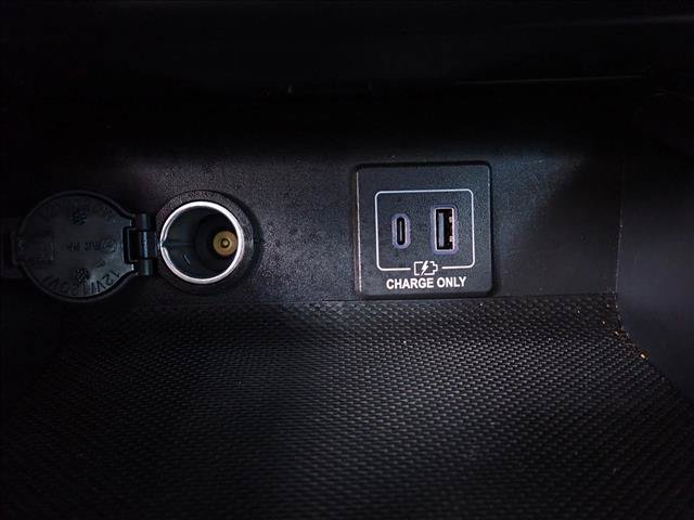 Used 2019 Nissan Pathfinder SL AWD/4WD image 26