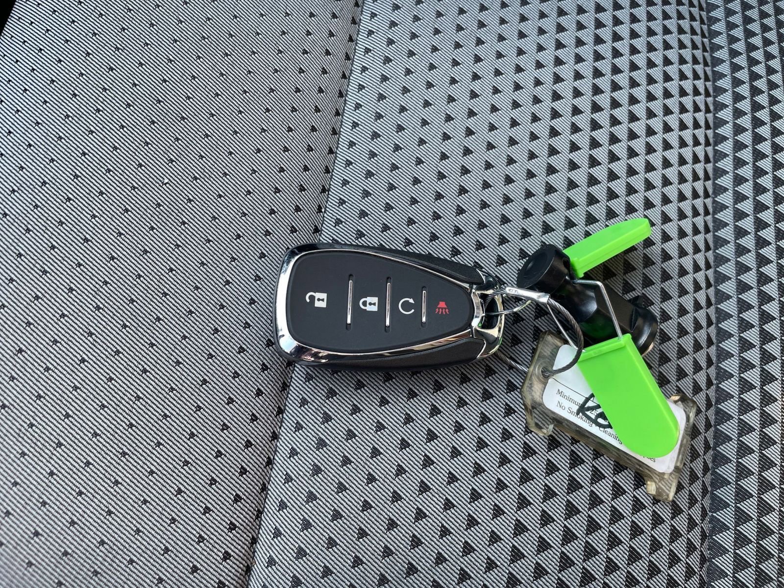 Used 2025 Chevrolet Trax LT w/ LT Convenience Package image 21