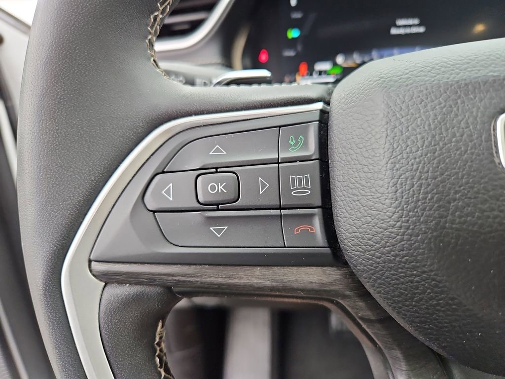 Used 2024 Jeep Grand Cherokee Limited 4xe image 11