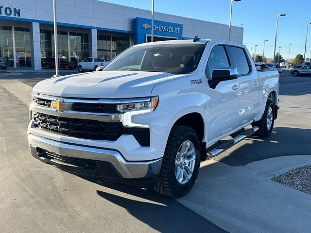 Certified 2024 Chevrolet Silverado 1500 LT w/ Z71 Off-Road Package image 29