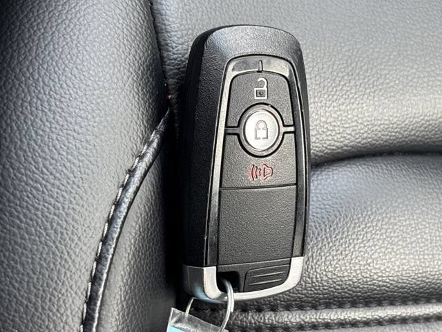 Used 2024 Ford Edge SEL AWD/4WD image 37
