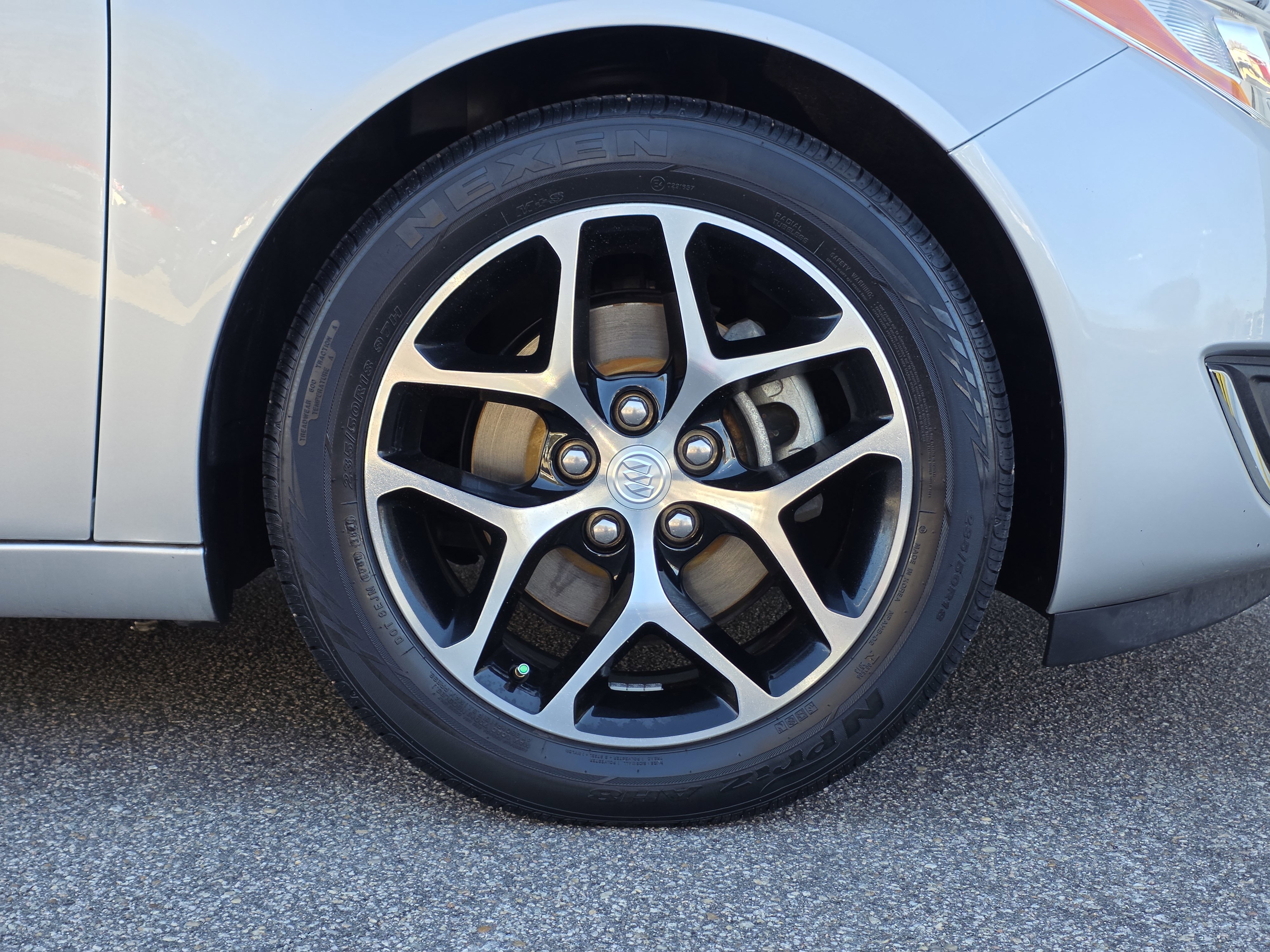 Used 2017 Buick Regal Sport Touring image 40