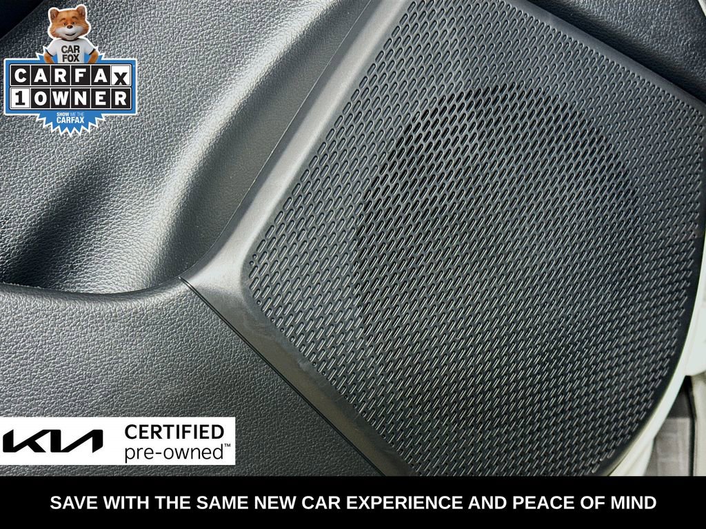 Certified 2025 Kia Soul LX w/ LX Technology Package FWD image 22