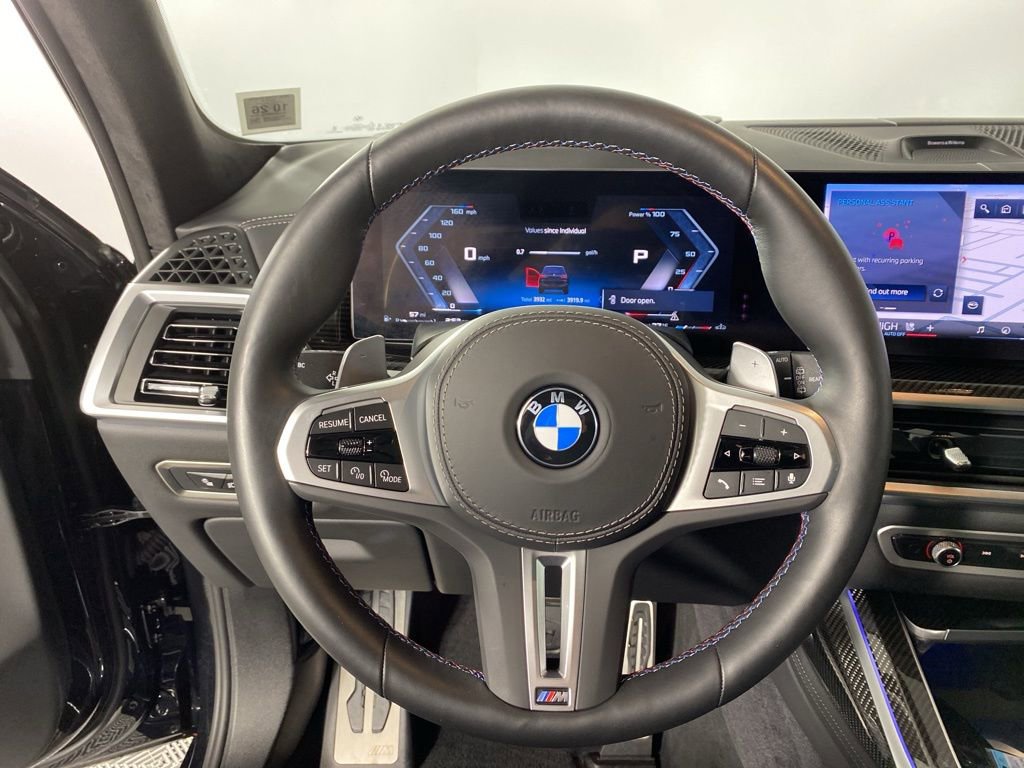 Certified 2025 BMW X7 M60i AWD/4WD image 17