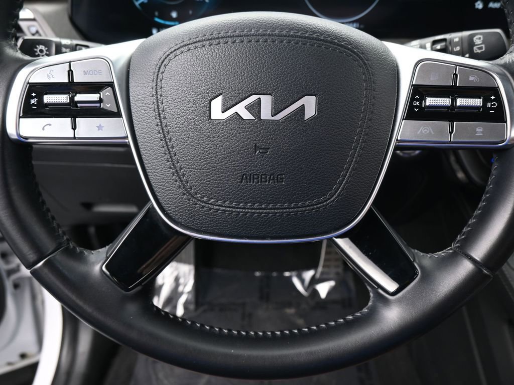 Used 2023 Kia Telluride SX image 36