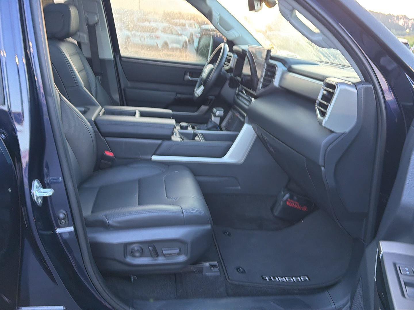 Used 2023 Toyota Tundra Limited w/ Power Package AWD/4WD image 13