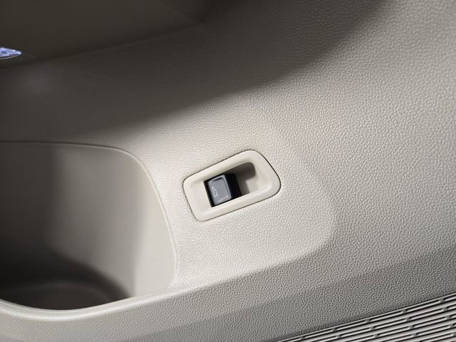 Used 2024 Volkswagen Atlas SEL Premium R-Line image 30