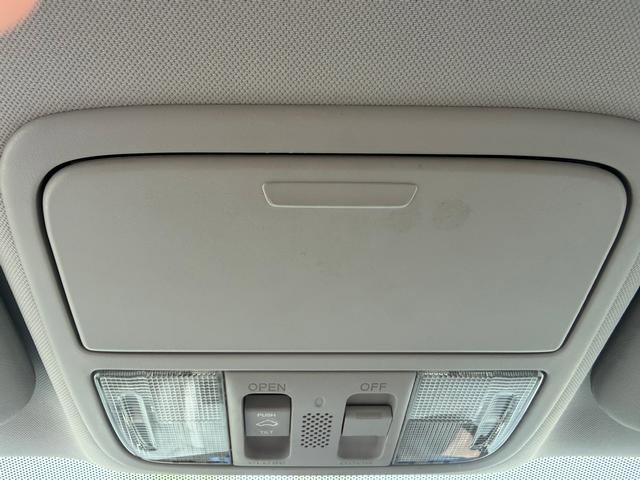 Used 2010 Honda CR-V EX-L image 26